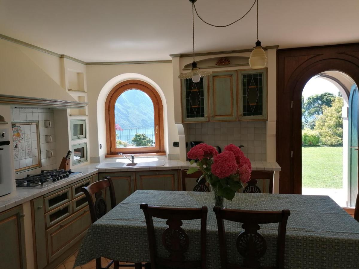 Villa Daniela Riva di Solto Ngoại thất bức ảnh